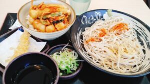 ミニ季節のかき揚げ（小柱と夏野菜）丼セット